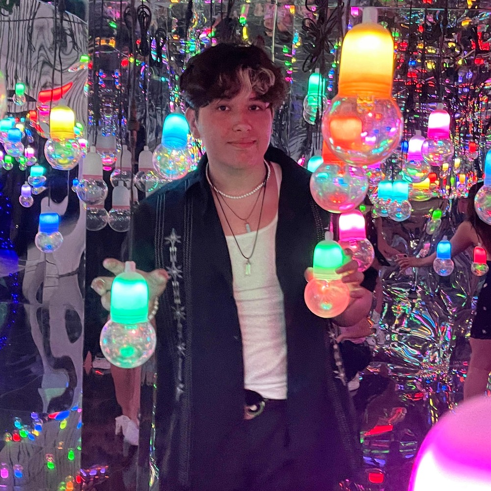 Meet your Posher, Amadeo